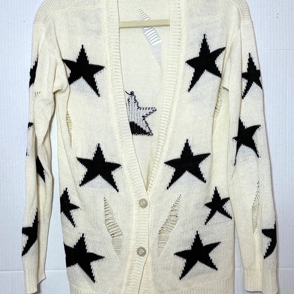 Love Tree Sweaters - Star Distressed Cardigan